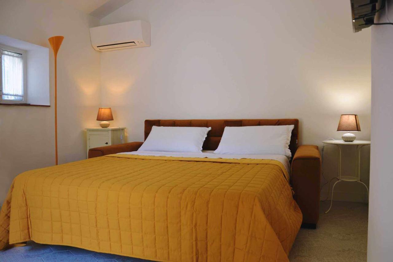 Bed and Breakfast Beb Cornelia Атрі Екстер'єр фото